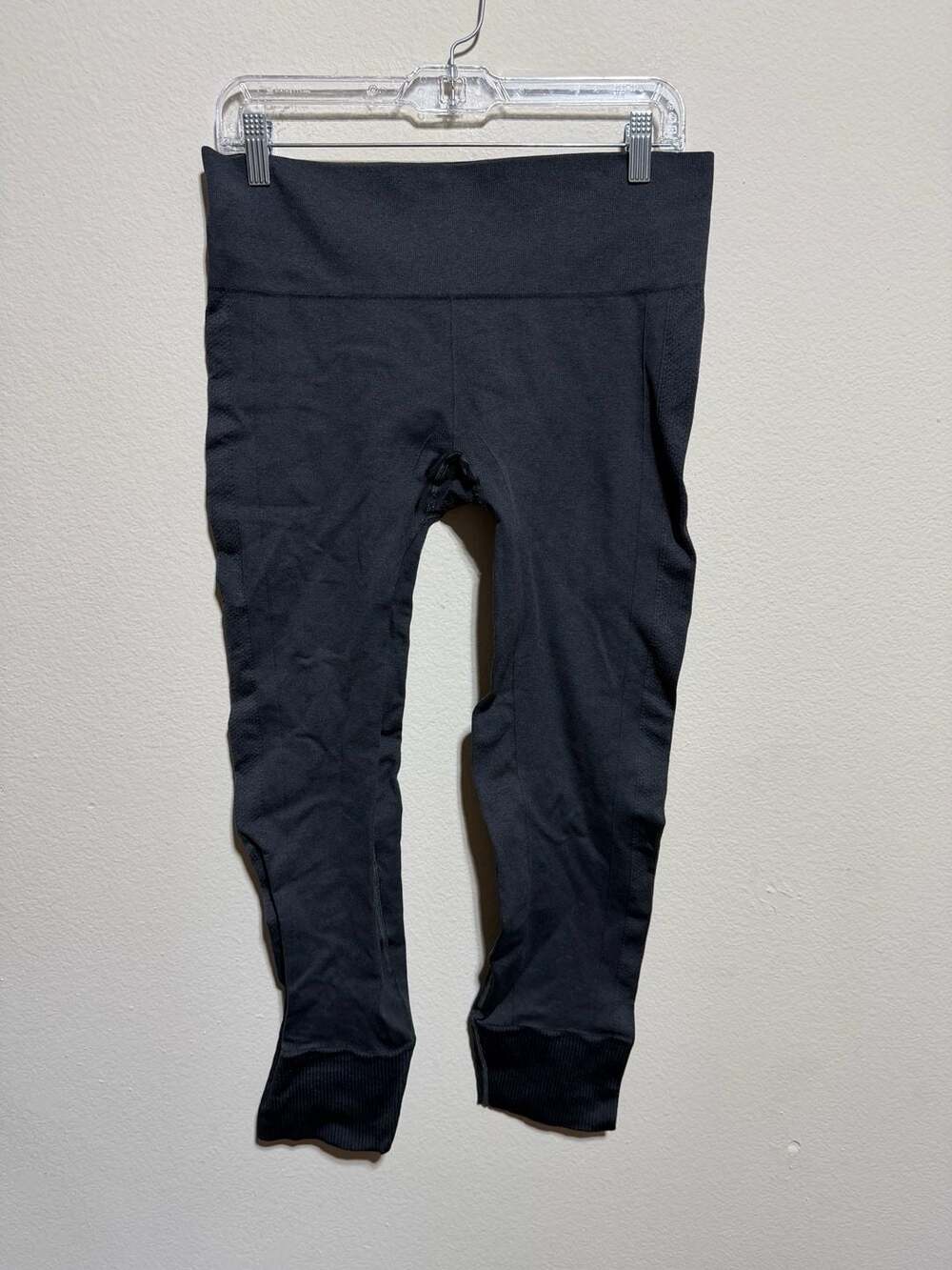 Lululemon Seamless Ruched Compression Crop Leggings